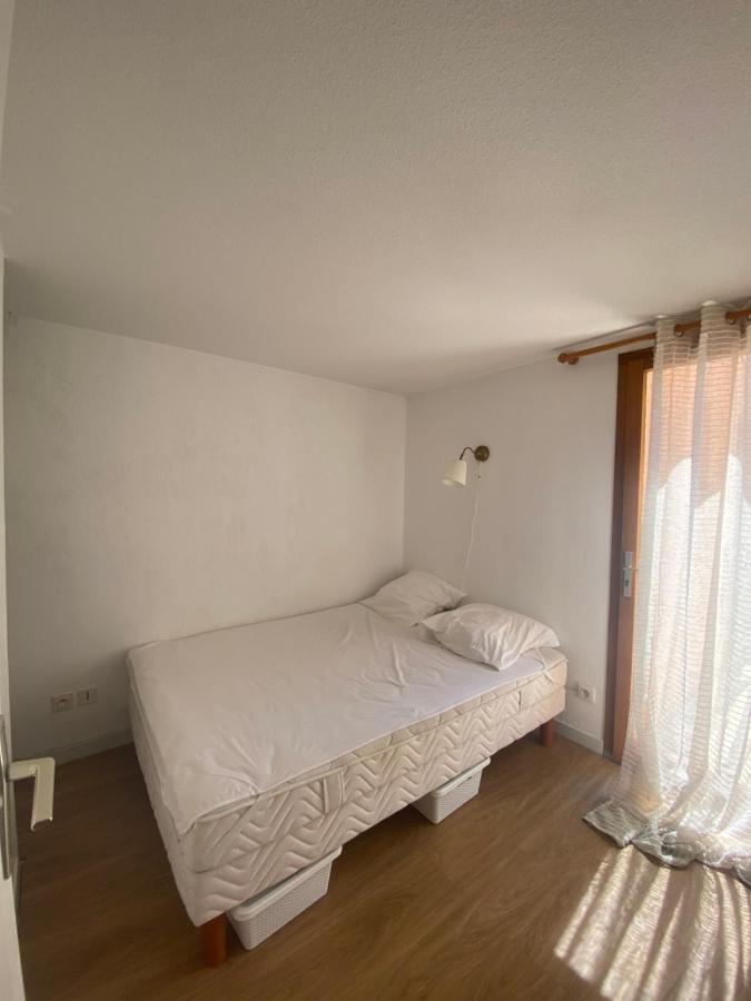 Pavillon 20M De La Plage Des Ayguades 格吕桑 外观 照片
