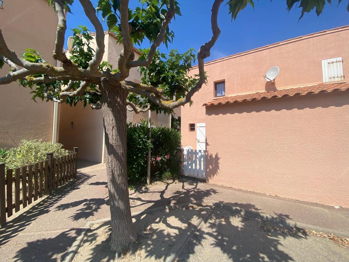 Pavillon 20M De La Plage Des Ayguades 格吕桑 外观 照片